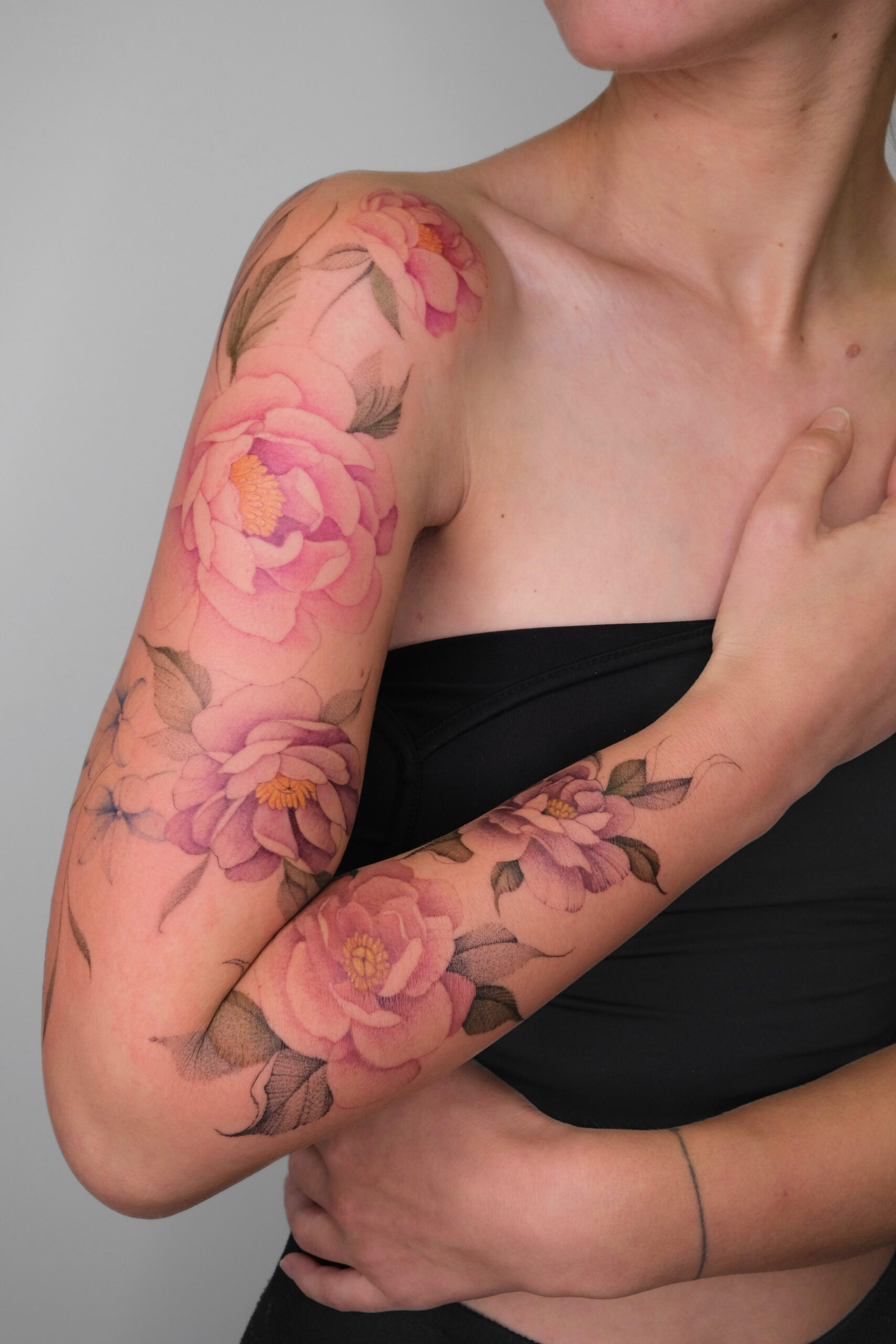 07-fineline fleur tatouage fin flower floral couleur realiste