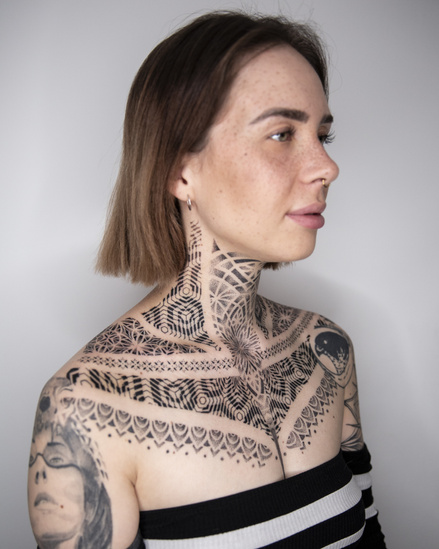 116_ornaments_marseille_mandala_ornamental_geometric_graphic_tattoo_geometrique_pattern_motif_aix_en_provence_tattoo_tatouage_ink_ornemental_graphique_ge_ome_trique_JPG