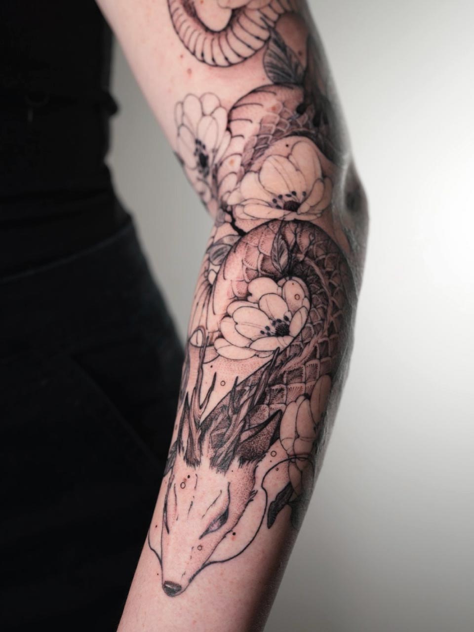 1_marseille meilleure tatoueur dotwork illustration blackwork tattoo