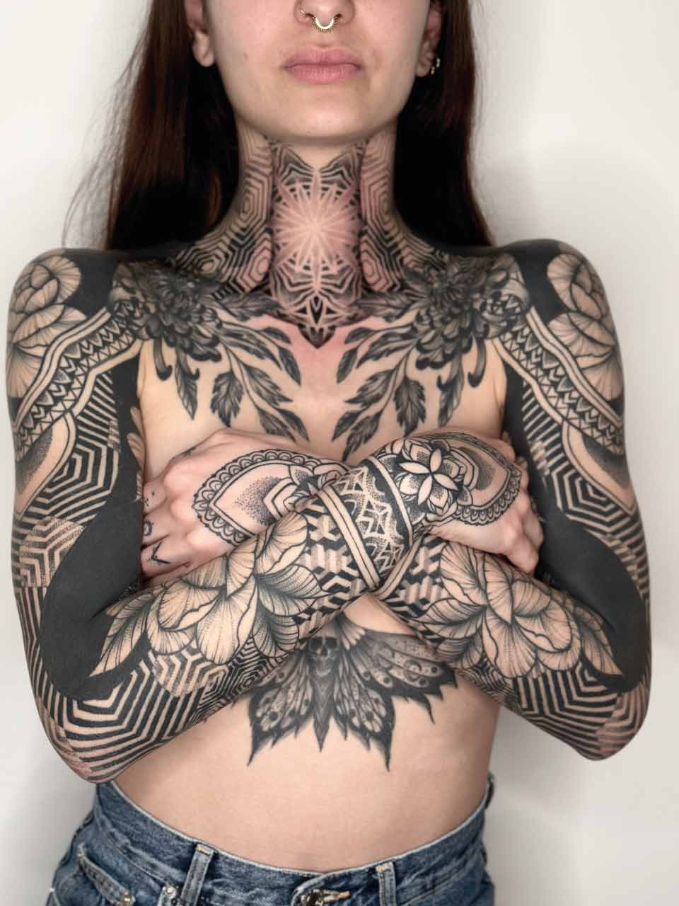 7_meilleure tatouage geometrique marseille ornemental floral tattoo graphique