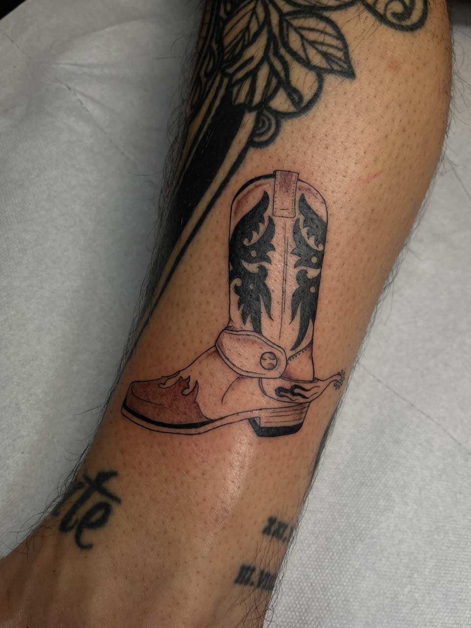 7_raditionel tatouage fineline marseille