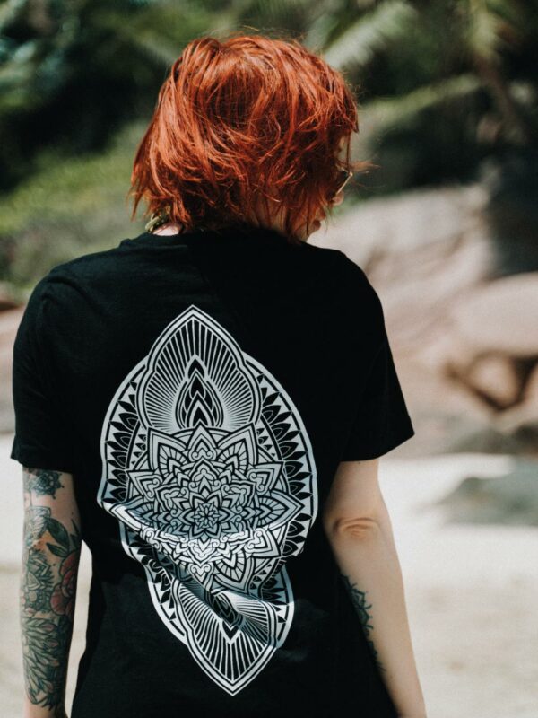 T-shirt ornemental – Image 3